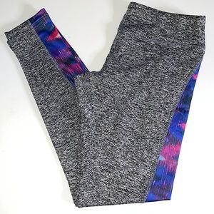 LuLaRoe Gray Simply Comfortable Yoga Athletic Pants Stretchy Legging Side Detail